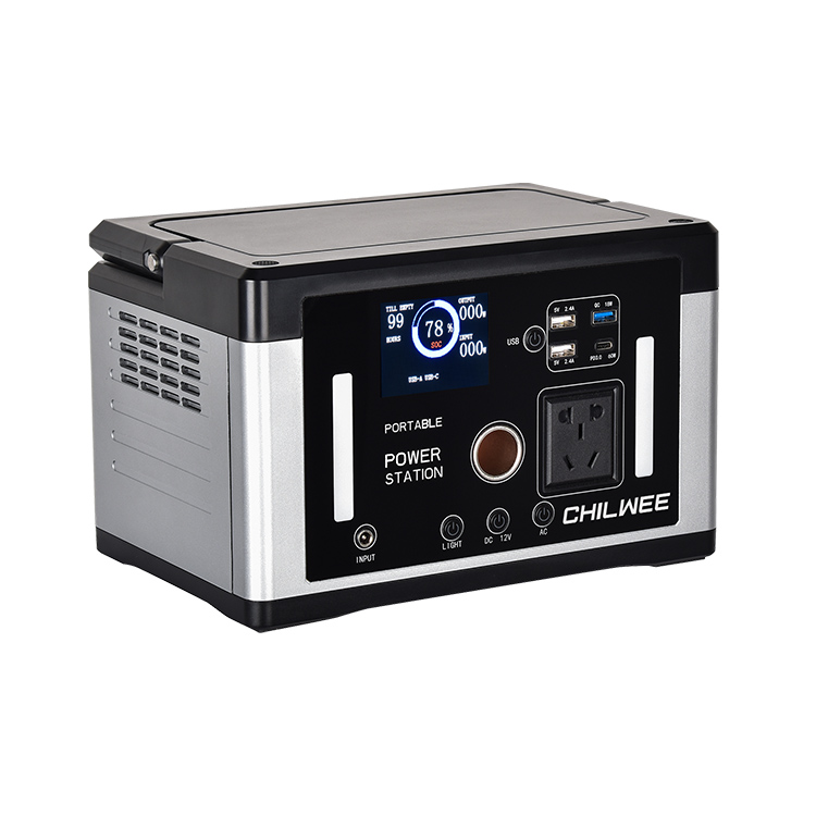 အရေးပေါ်အလင်းရောင်အားသွင်းရန်အတွက် 700W Smart Solar Generator